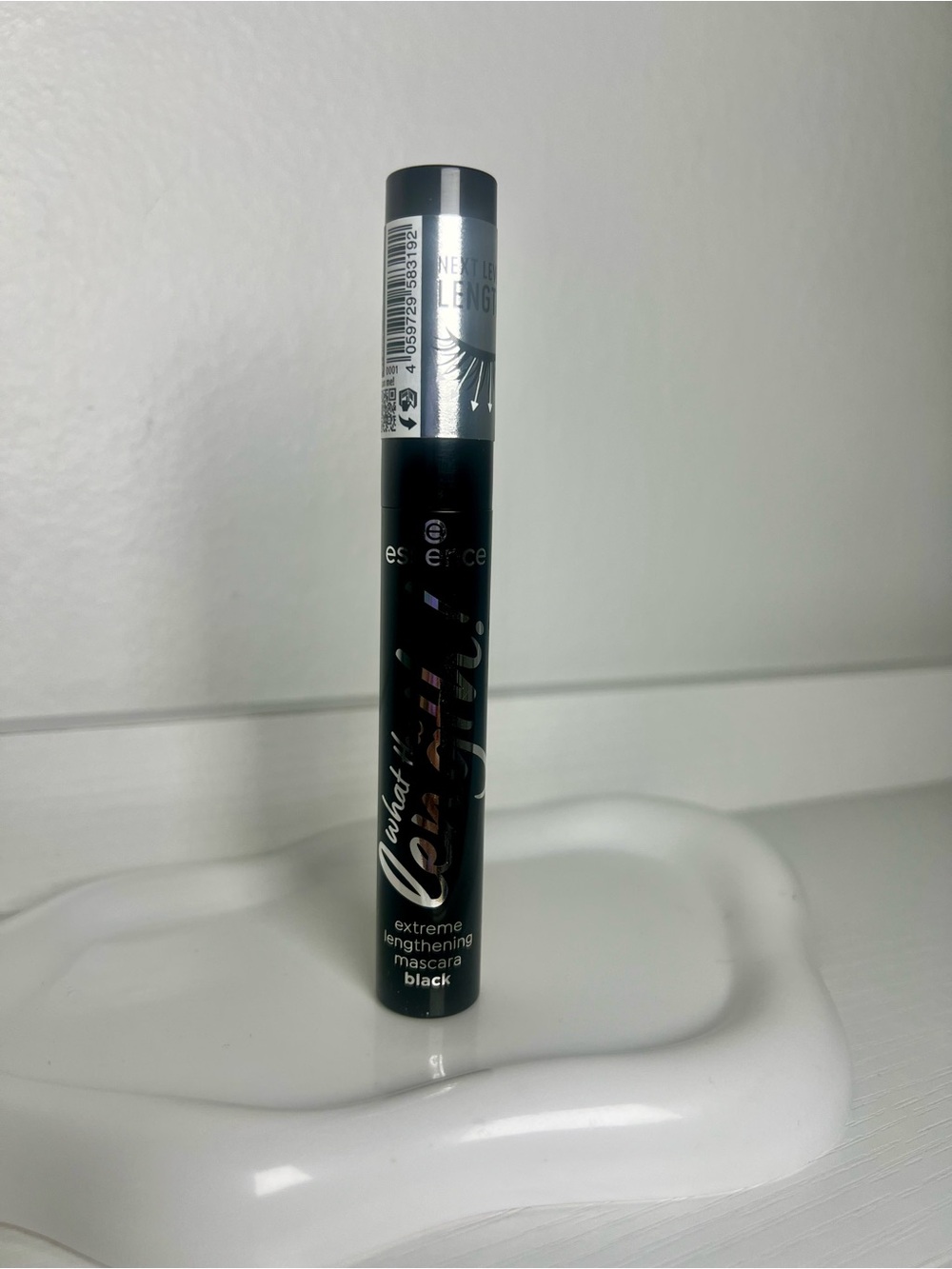 essence What the?! Extreme Lengthening Mascara — Black